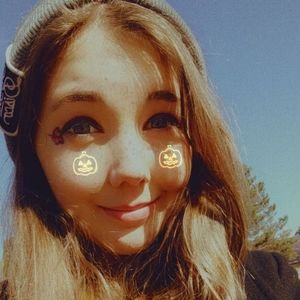 Meet your Posher, Cass